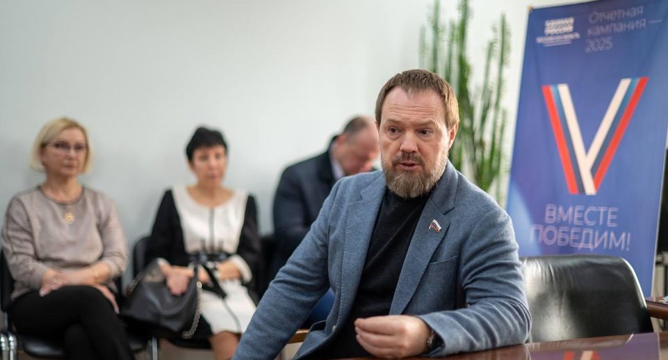 Депутат Сергей Колунов отчитался о работе за 2024 год перед коллективом Шаховского дорожно-строительного комбината