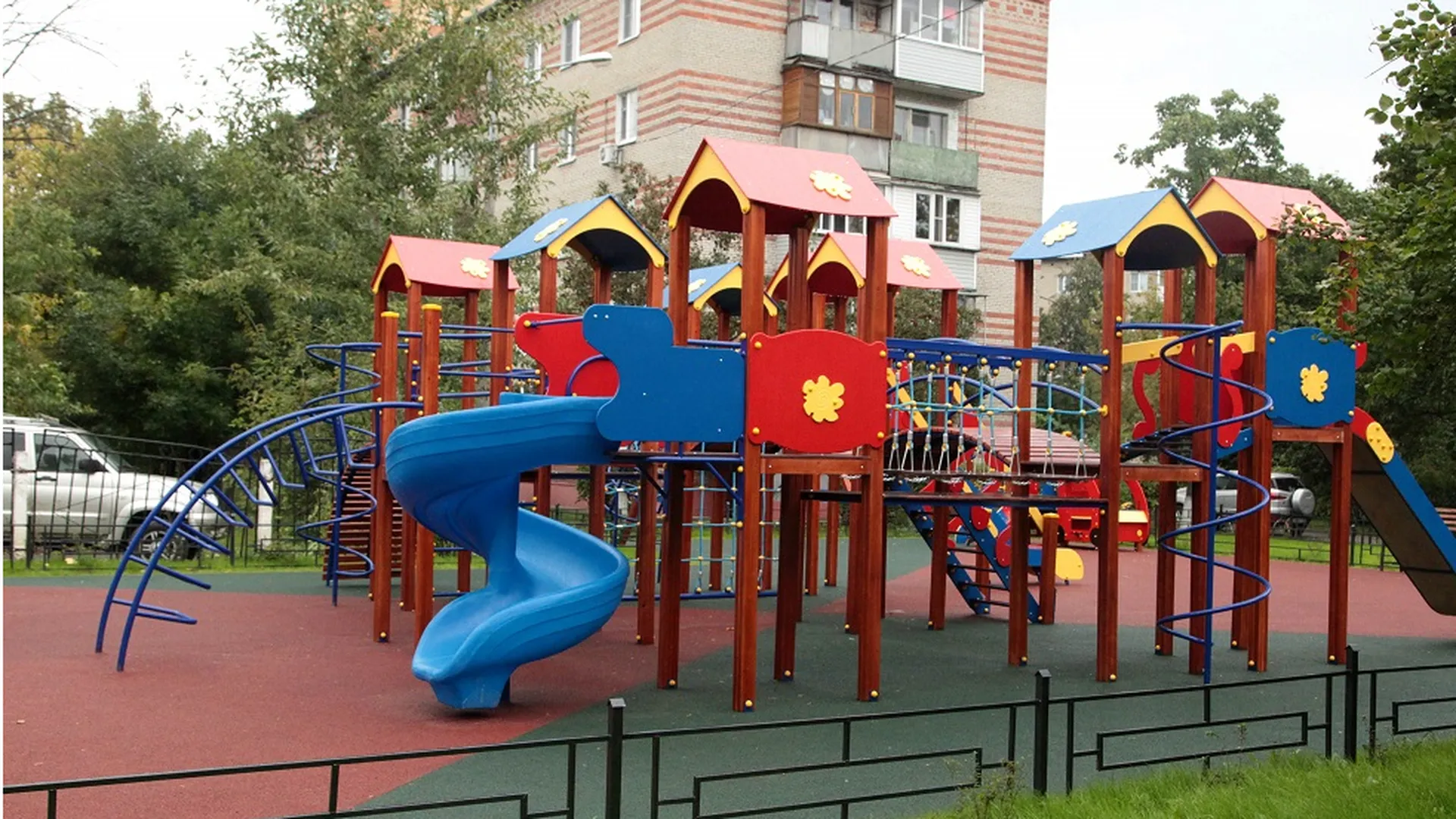 Фотография детской площадки