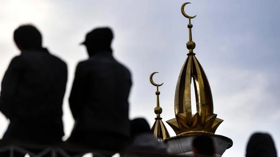 Священный месяц Рамадан в 2025 году: традиции и правила соблюдения