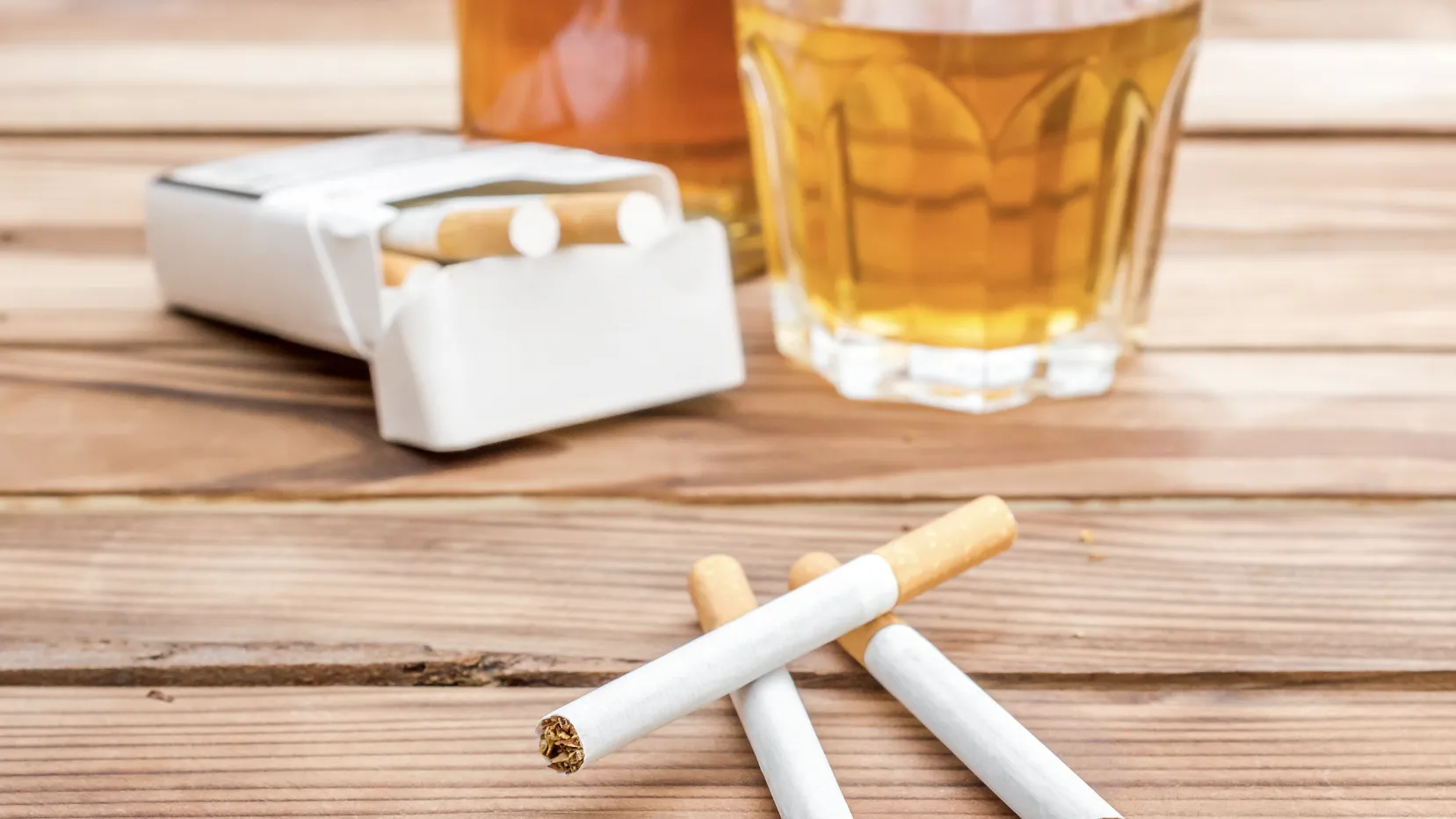 Нарколог Подмосковья рассказал, когда дети впервые пробуют алкоголь и сигареты
