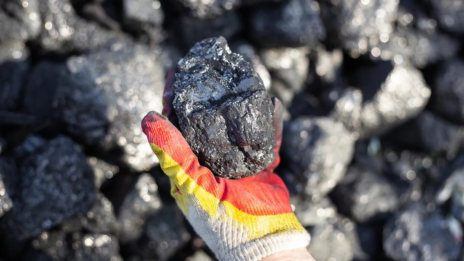 Австралийская компания TIG продает угольный бизнес в России