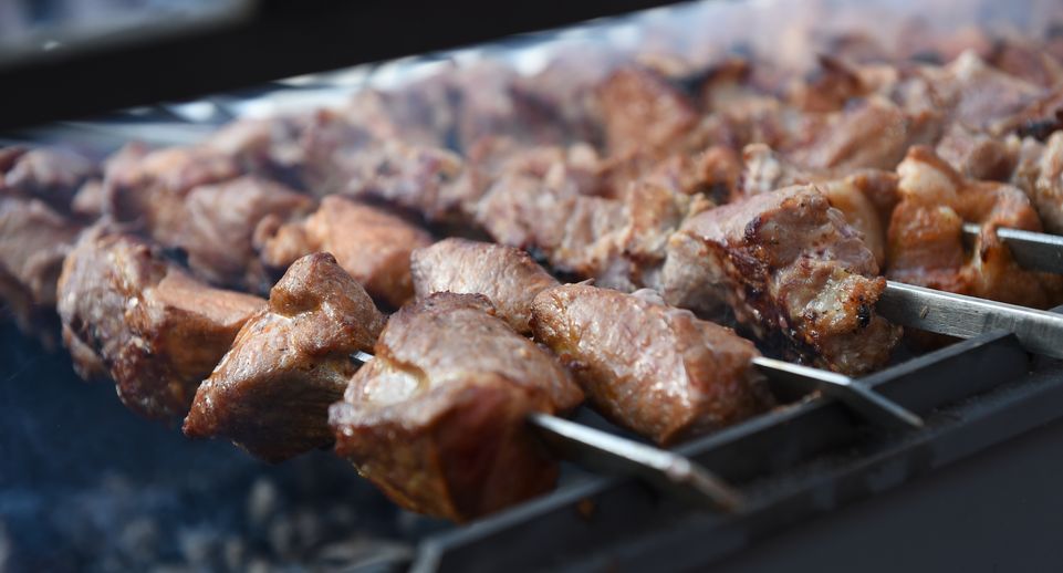 Диетолог Соломатина: готовое мясо в маринаде может быть опасно