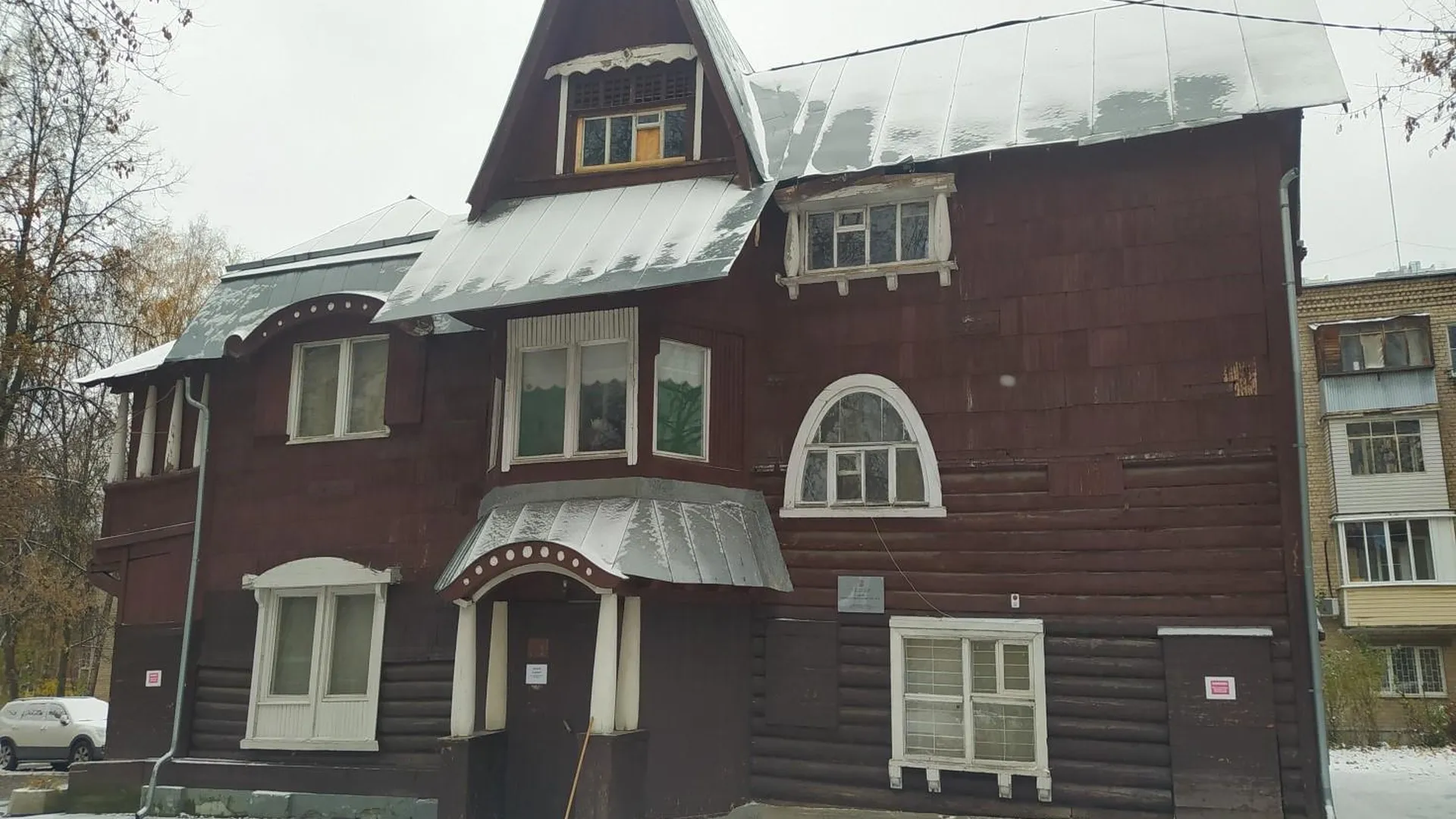 Суд обязал пользователя провести консервацию здания краеведческого музея в Пушкине