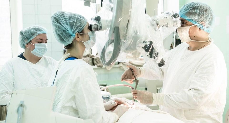 10 тыс высокотехнологичных операций провели в больницах Подмосковья в 2024 г