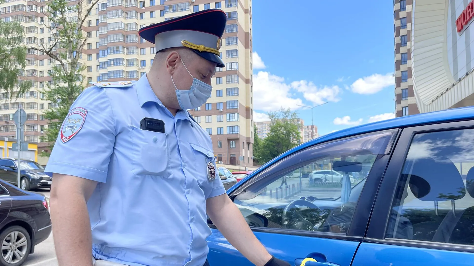 Жителям Красногорска напомнили, что нельзя оставлять детей одних в машине |  РИАМО в Красногорске