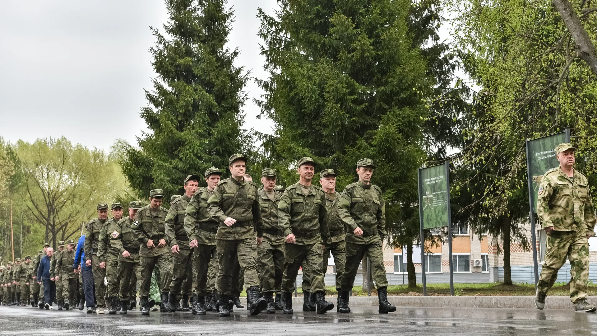 Депутат Жолобов: поддержкой бойцов СВО и их близких мы защищаем нашу Родину