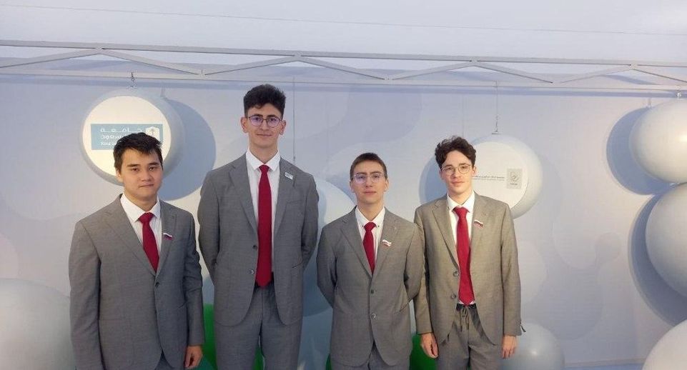 Минпросвещения: 4 школьника из РФ победили на Международной химической олимпиаде