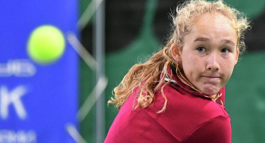 Теннисистка Андреева проиграла полячке и не пробилась во второй круг на Играх