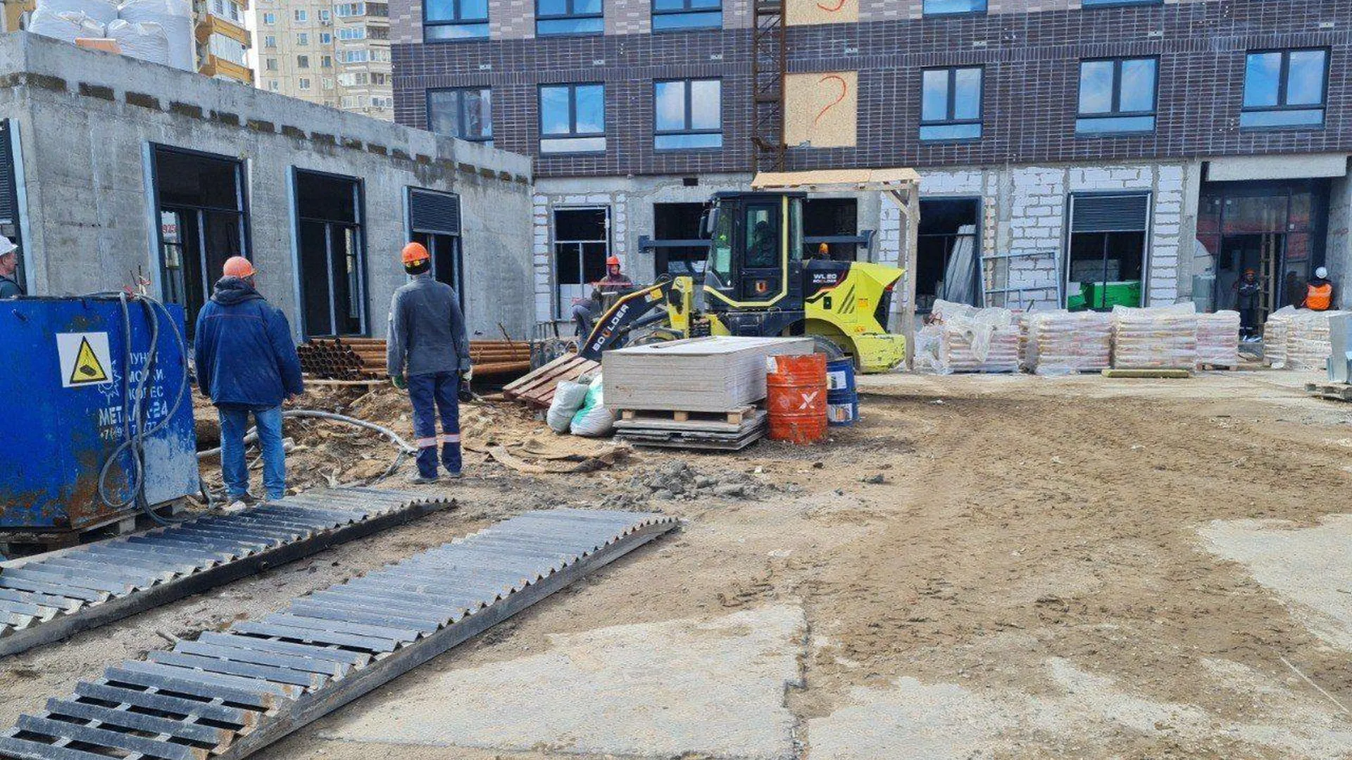 В Люберцах проверили ход строительства нового корпуса ЖК «Жулебино Парк»
