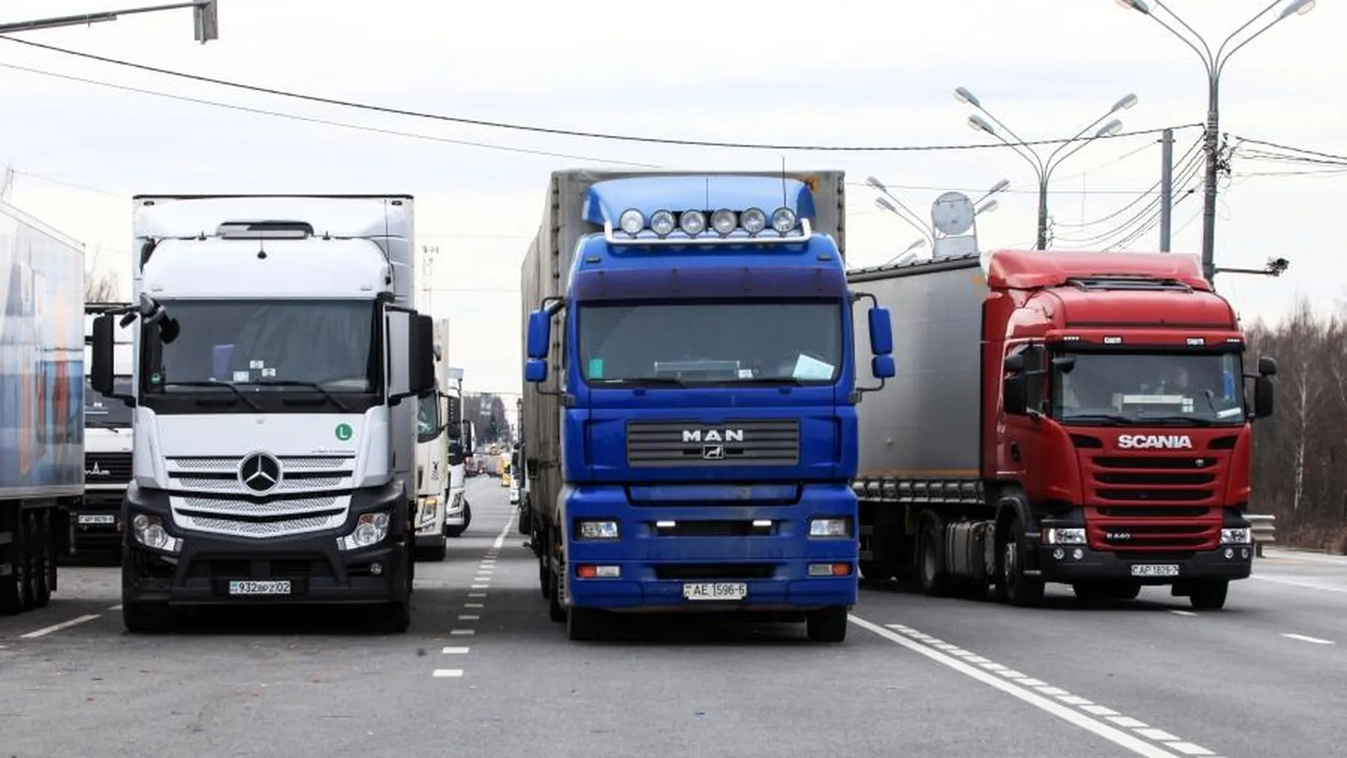 Литва прекратила пропуск грузовых машин из Калининградской области