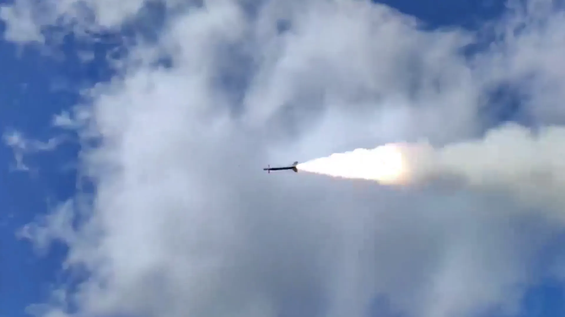 МО РФ: системы ПВО сбили 20 ракет ВСУ около побережья Крыма