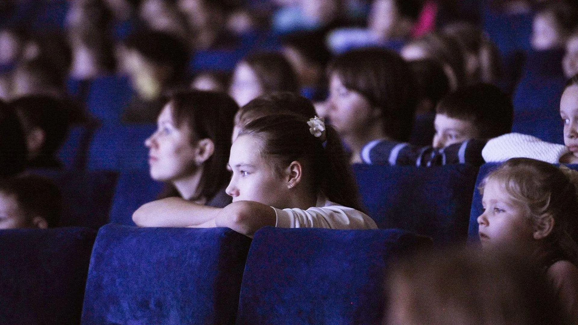 Московские школьники могут начать посещать театры в рамках учебной деятельности