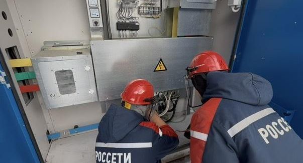 Энергетики установили новое оборудование в селе Озерецкое Дмитровского округа