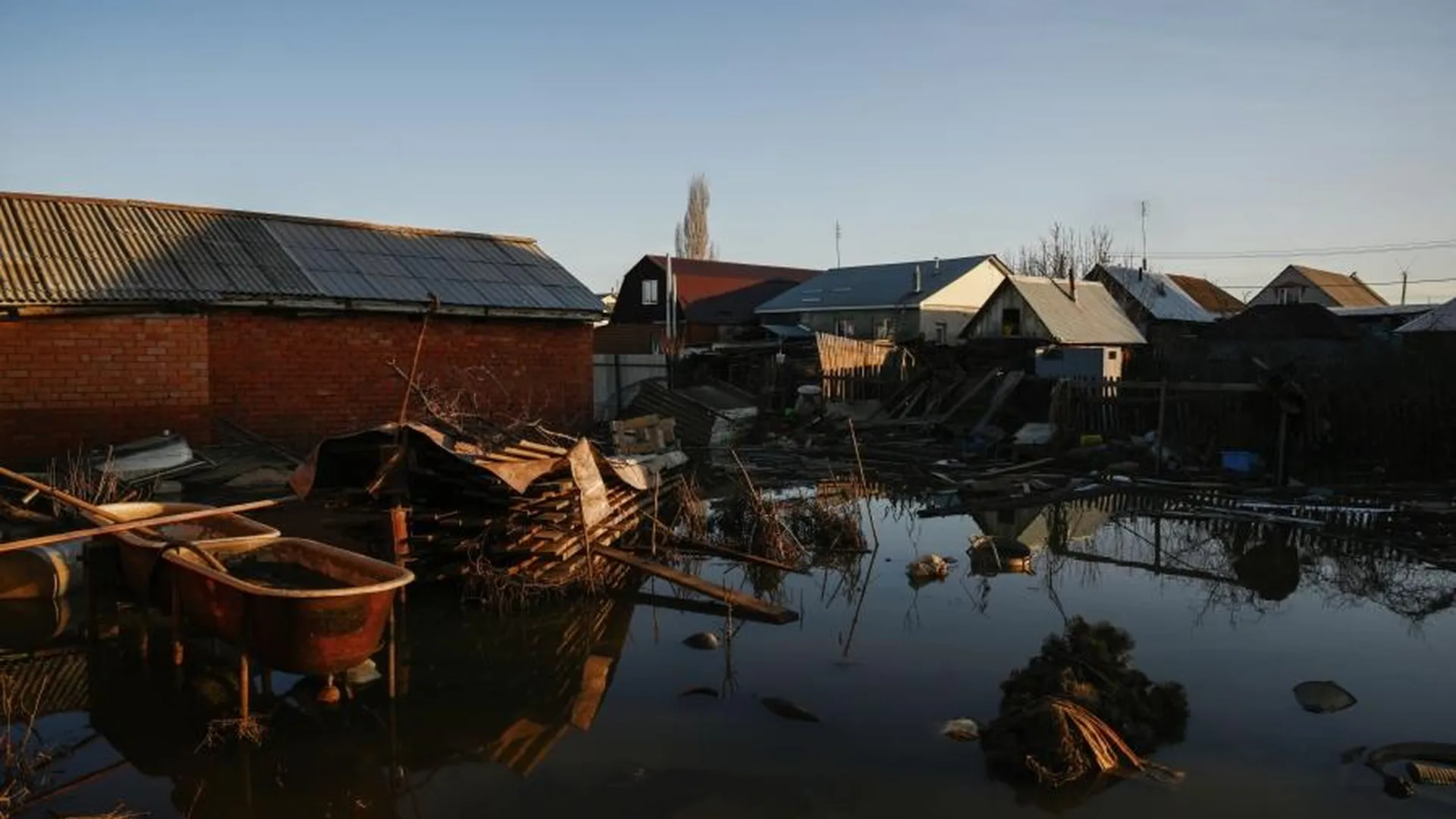 Жительница Орска показала изнутри дом, полностью разрушенный наводнением