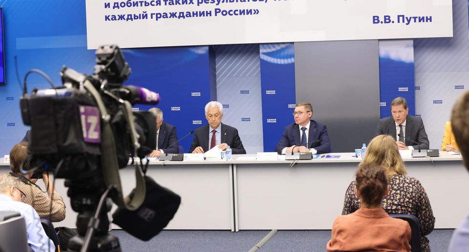 Владимир Якушев: повестку «ЕР» в весеннюю сессию Госдумы определяла реализация Послания Президента
