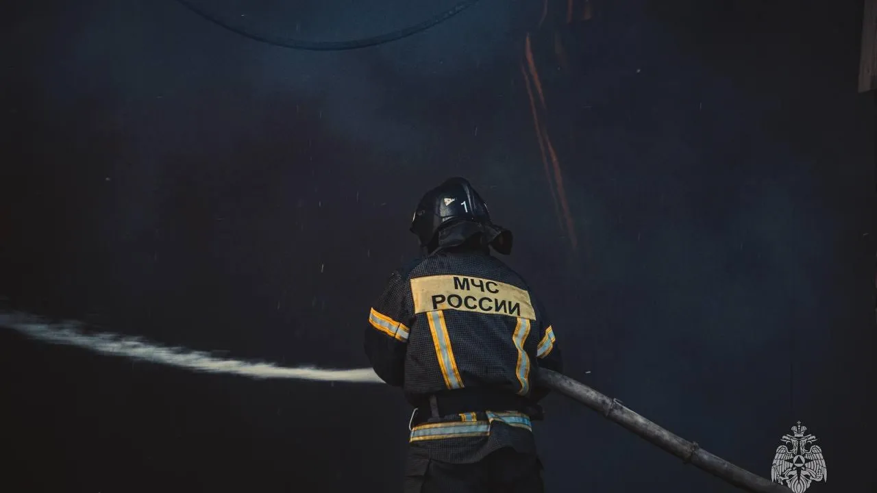 Пожар произошел на нефтеперерабатывающем заводе в Туапсе после атаки ВСУ
