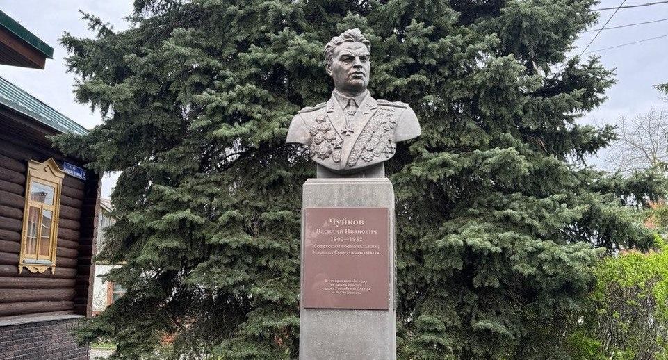 Депутат Мособлдумы Барсуков посетил музей Чуйкова в округе Серебряные Пруды