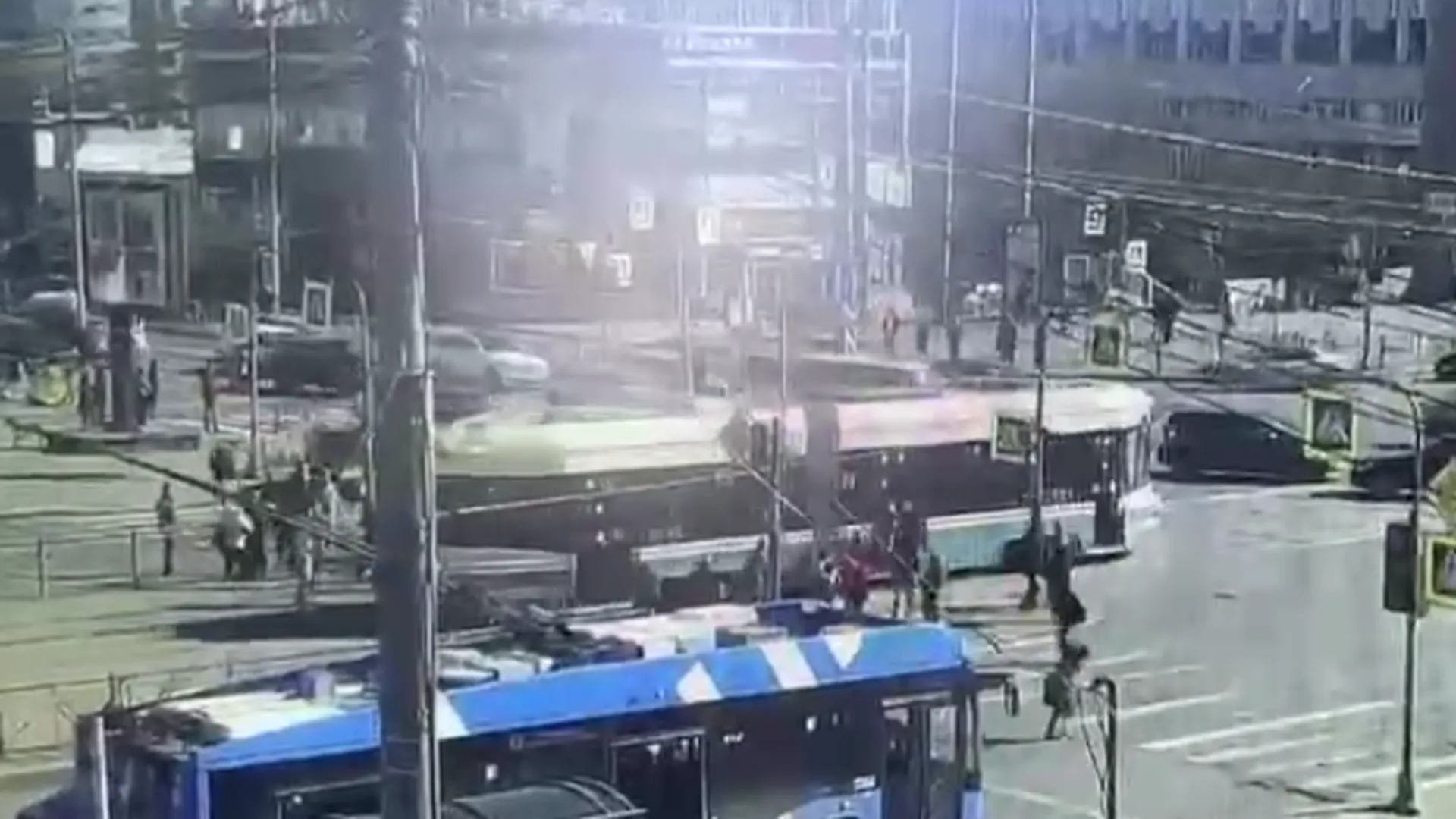 Три человека пострадали в ДТП с «умным» трамваем в Петербурге
