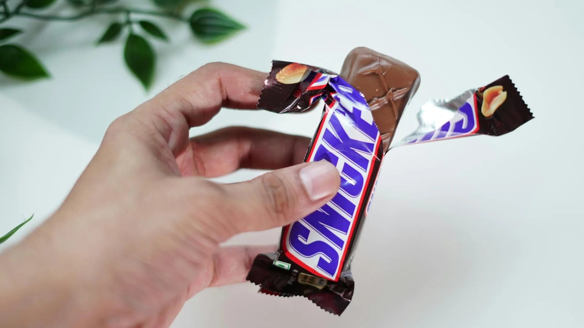Шоколадные батончики Mars и Snickers подорожают в России почти на 20%