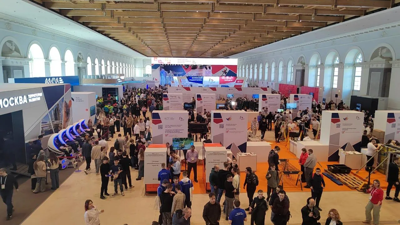 Более 8 тыс человек посетили региональный форум «Молодой специалист – Строитель будущего»