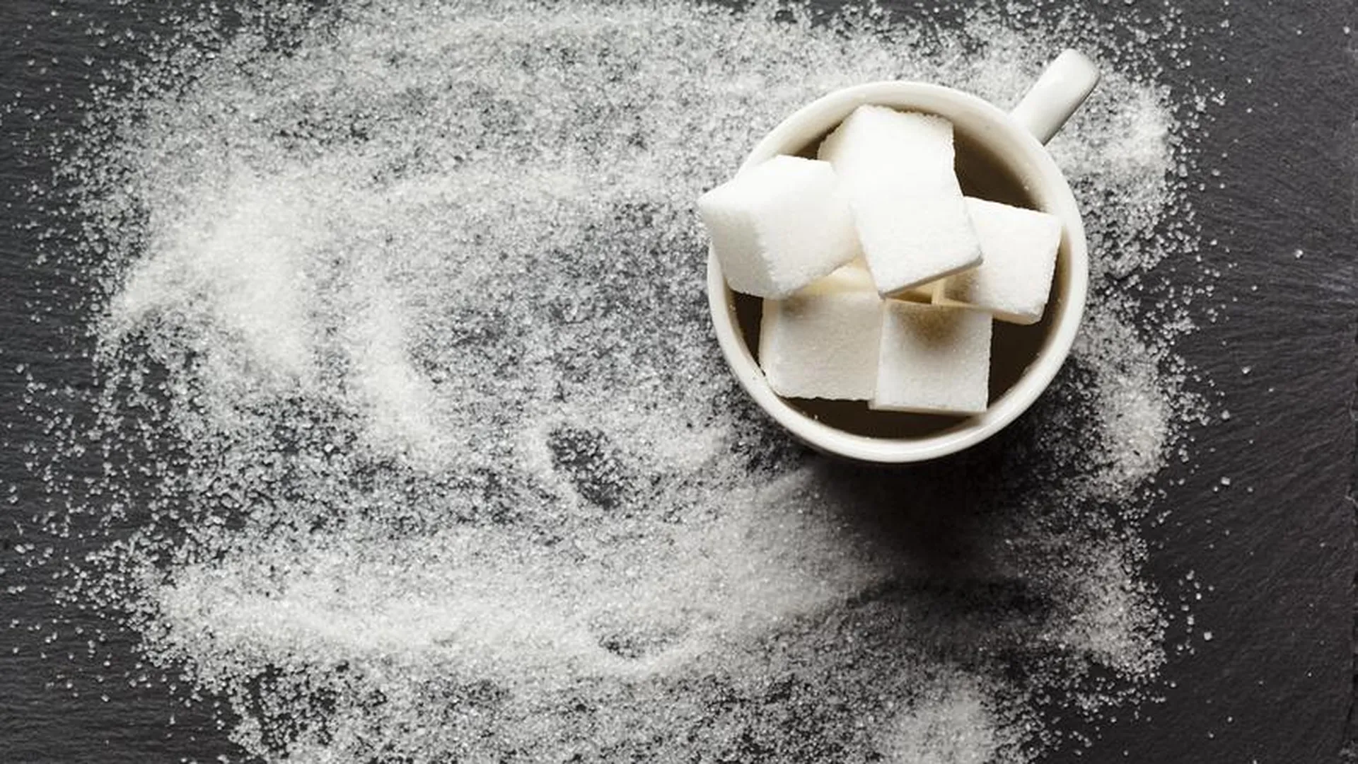 В России ввели временный запрет на экспорт сахара