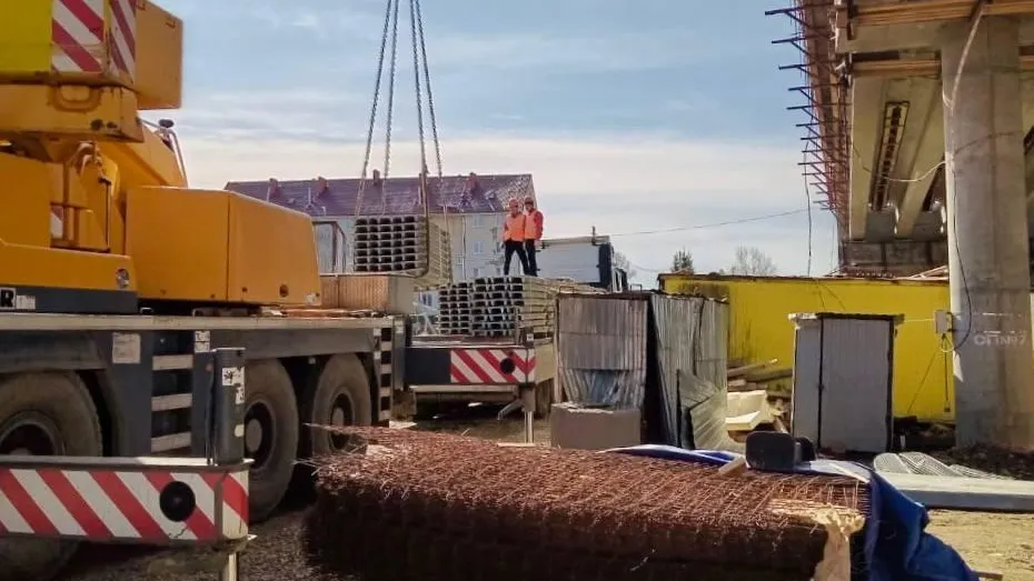 На путепровод в Апрелевке началась поставка несъемной опалубки