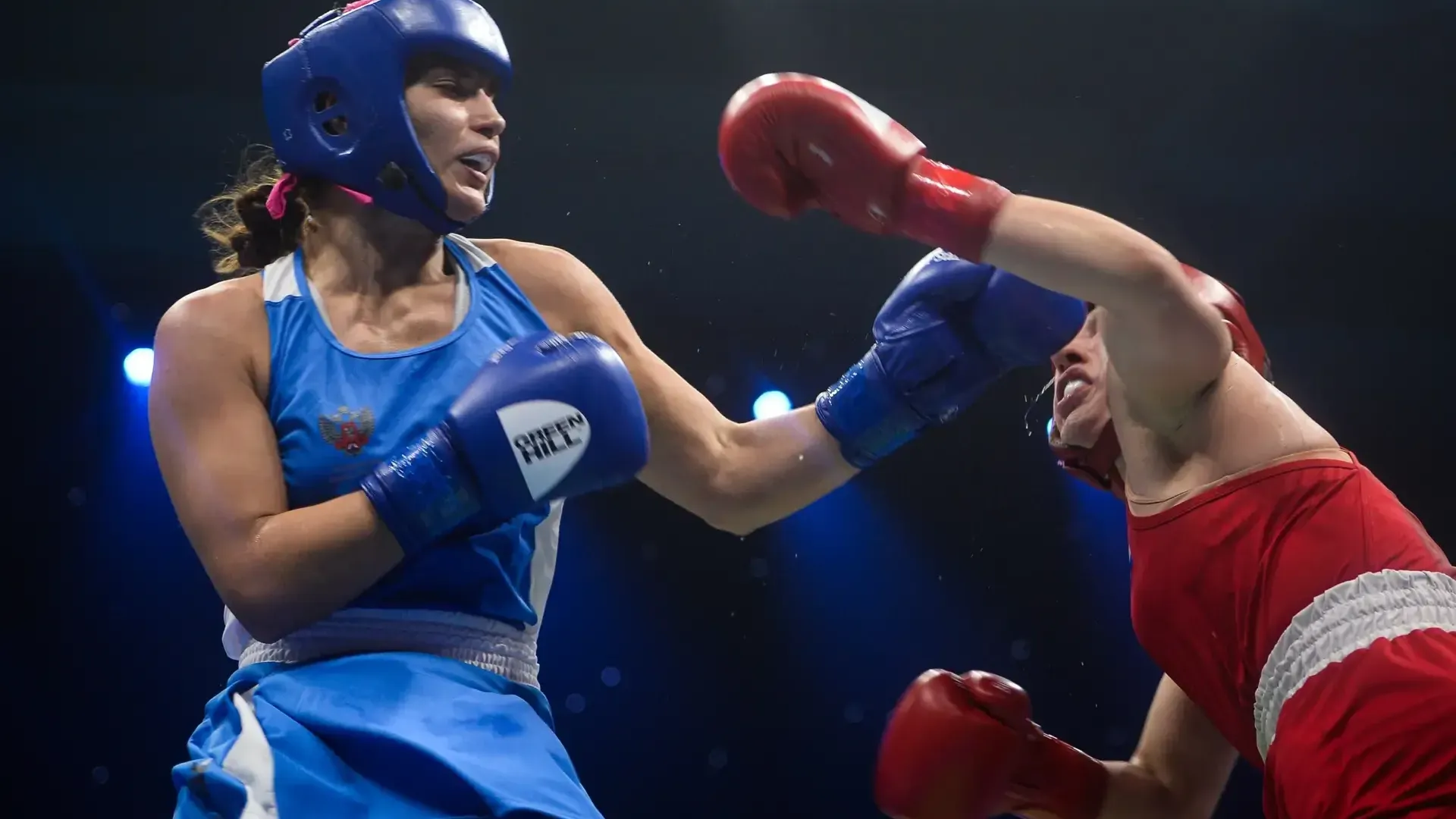 Семь спортсменок Подмосковья вышли в полуфинал чемпиона России по боксу