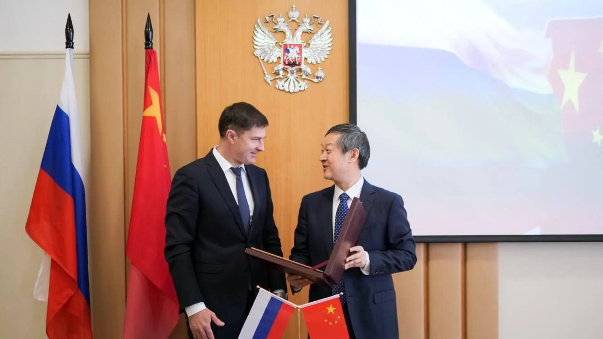 В Люберцах подписали меморандум о дружбе и сотрудничестве с китайским Хэншуем