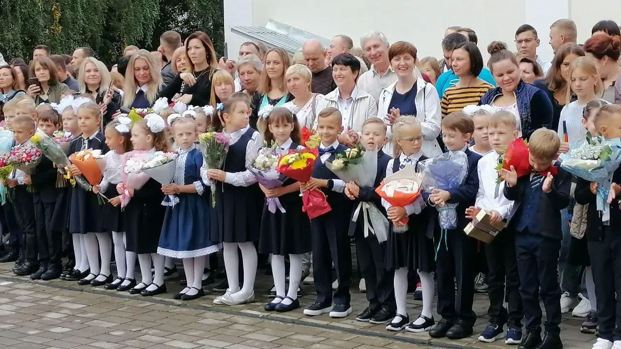 Члены правительства Подмосковья поздравили школьников с Днем знаний
