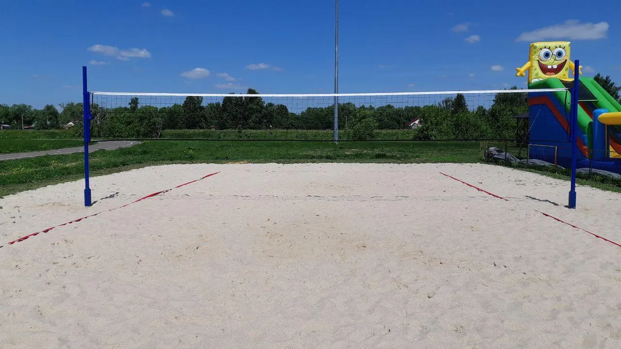 В подмосковном парке «Серебряный» появилась площадка для пляжного волейбола