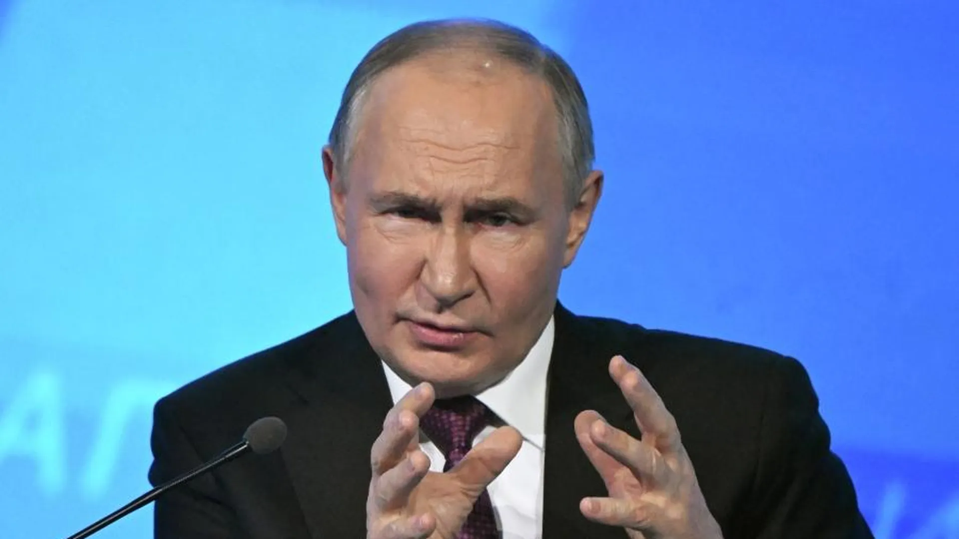 Путин назвал «важнейшим вопросом» донастройку налоговой системы