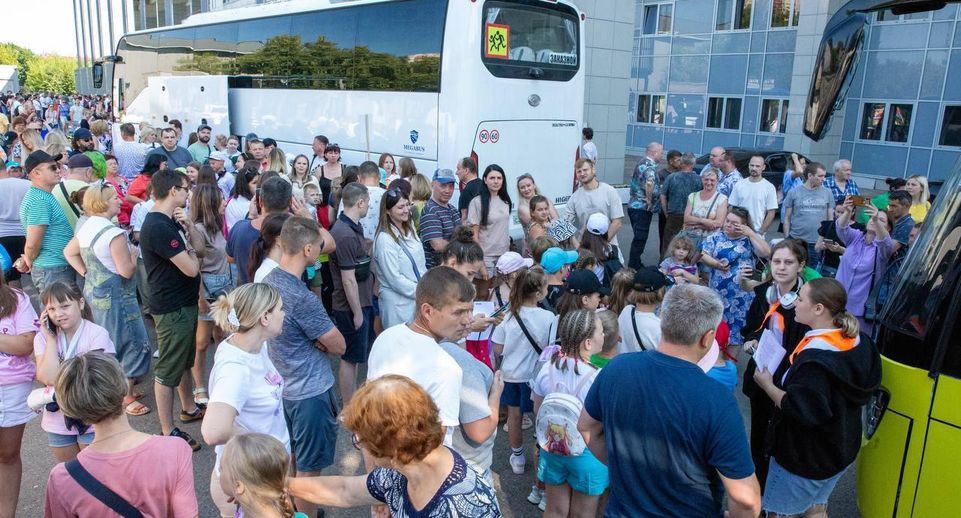 Более 300 детей отправились на отдых в подольский центр «Родина»