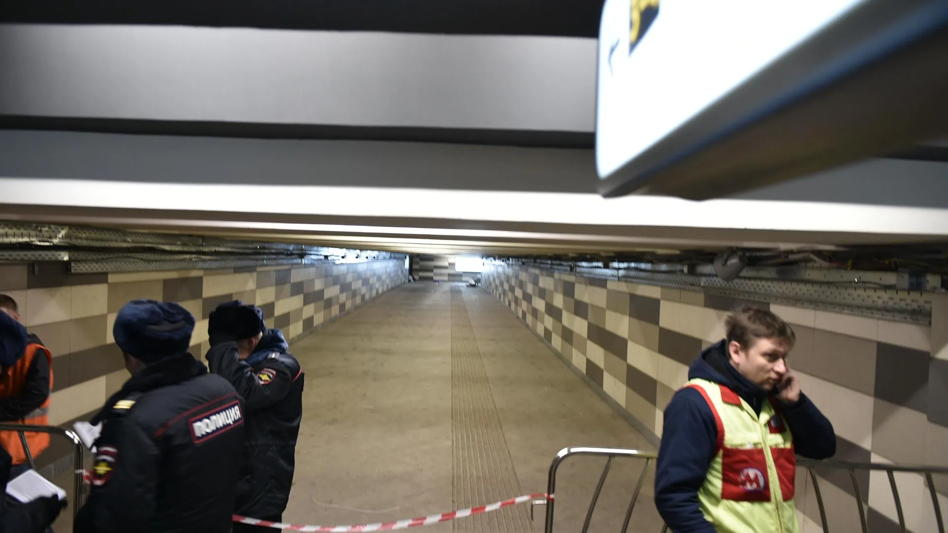 Подрядчика капремонта перехода у станции метро «Коломенская» отстранили от работы после ЧП