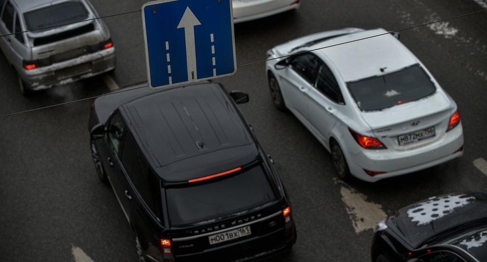 Carmoney: в РФ заемщики впервые начали отдавать в залог авто дороже 1 млн руб