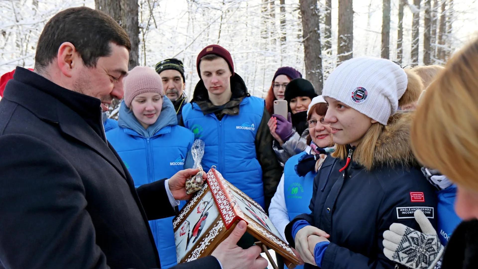 Глава Минмособлимущества присоединился к акции «Покорми птиц» в Ивантеевке