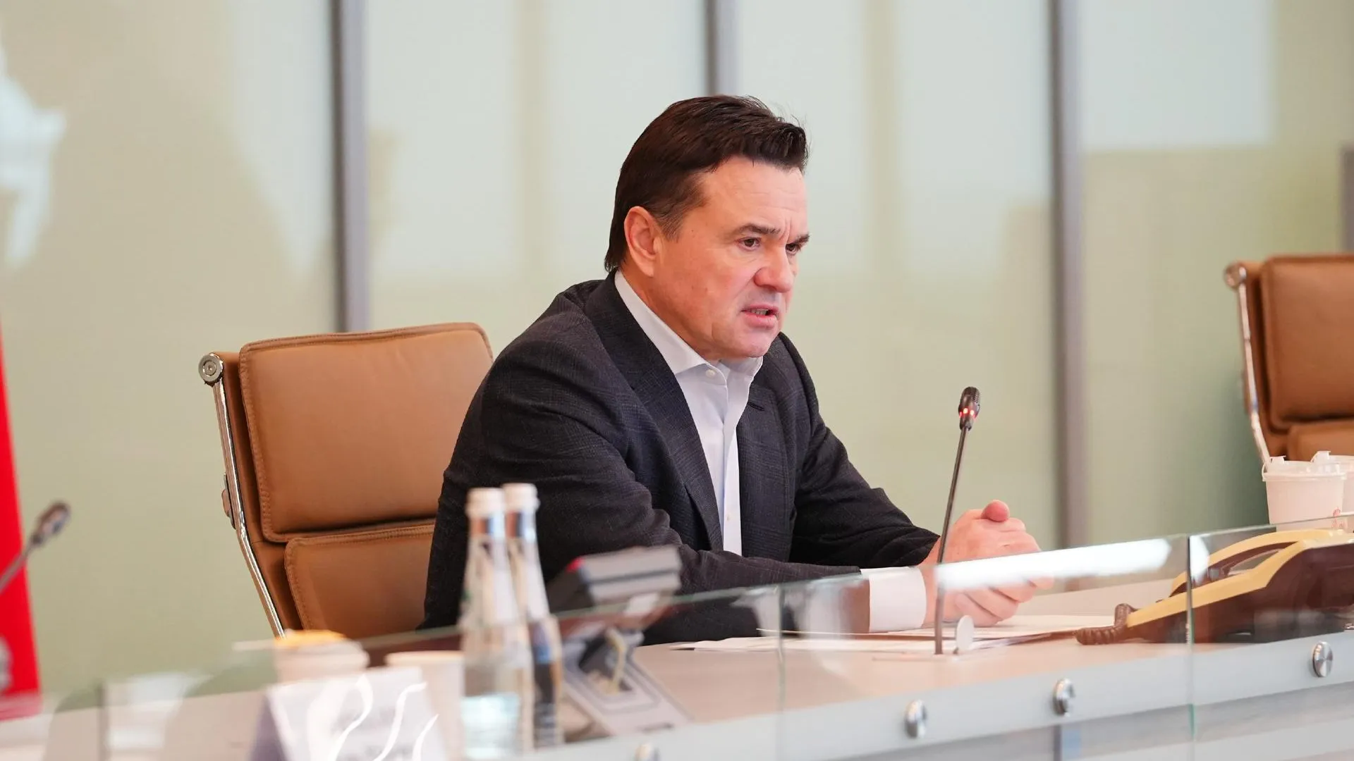 Воробьев поручил следить за ситуациями с объектами ЖКХ в частной собственности