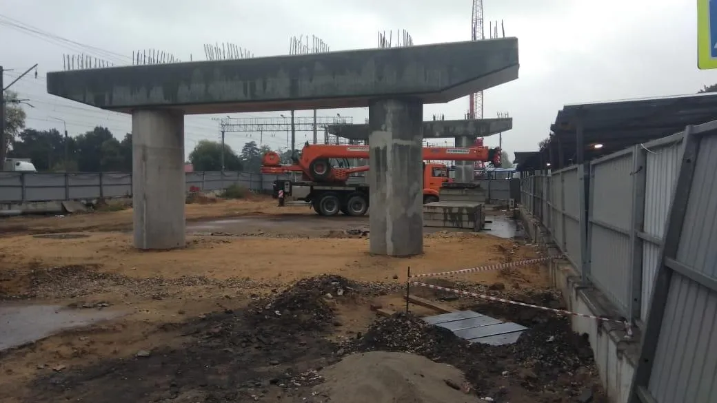 Устройство 2 опор нового путепровода со стороны Южного проспекта завершили в Раменском