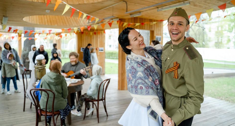 Более 270 культурных событий пройдет в московских парках в День Победы