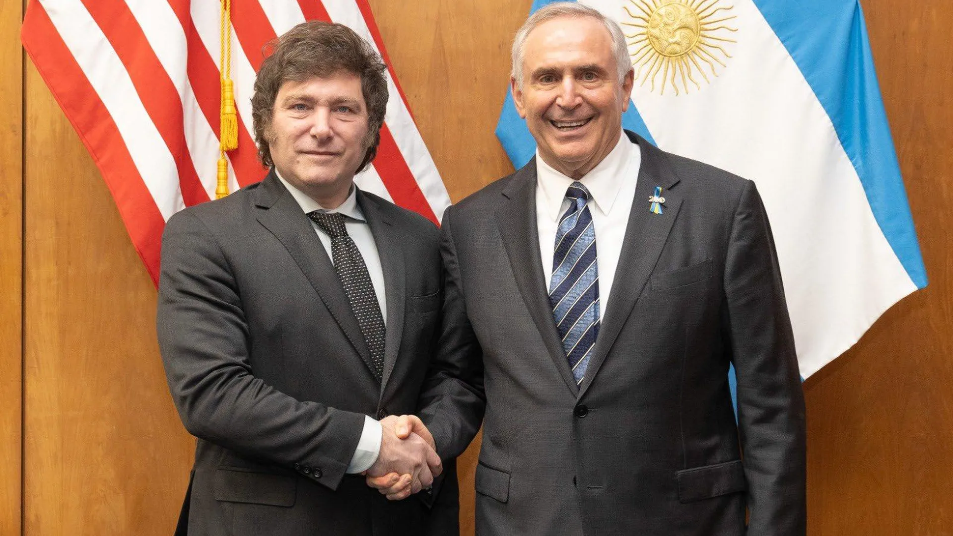 Новый президент Аргентины официально вступил в должность