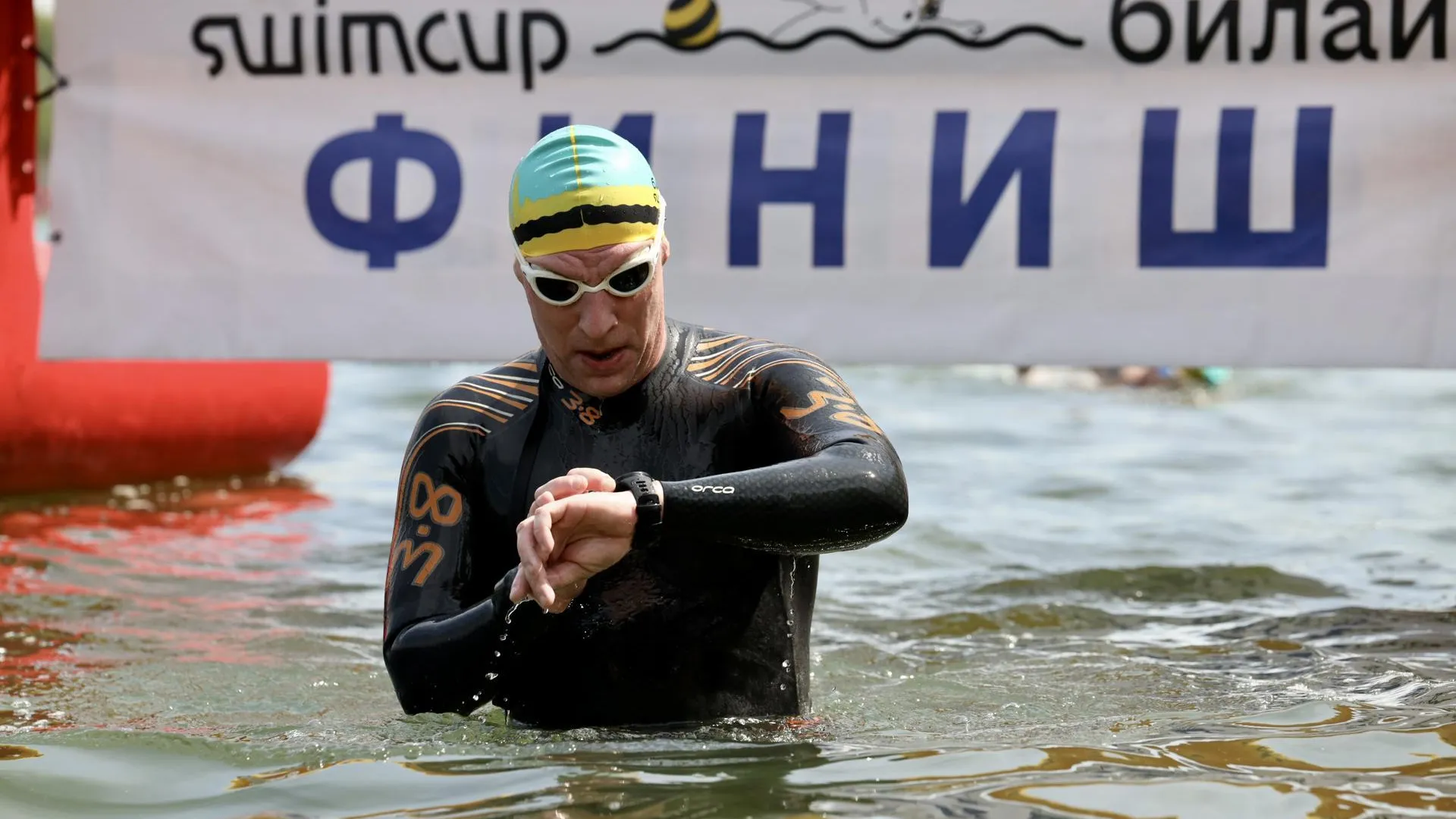 Свыше 350 пловцов вышли на старт заплыва кубка чемпионов Swimcup в Подмосковье