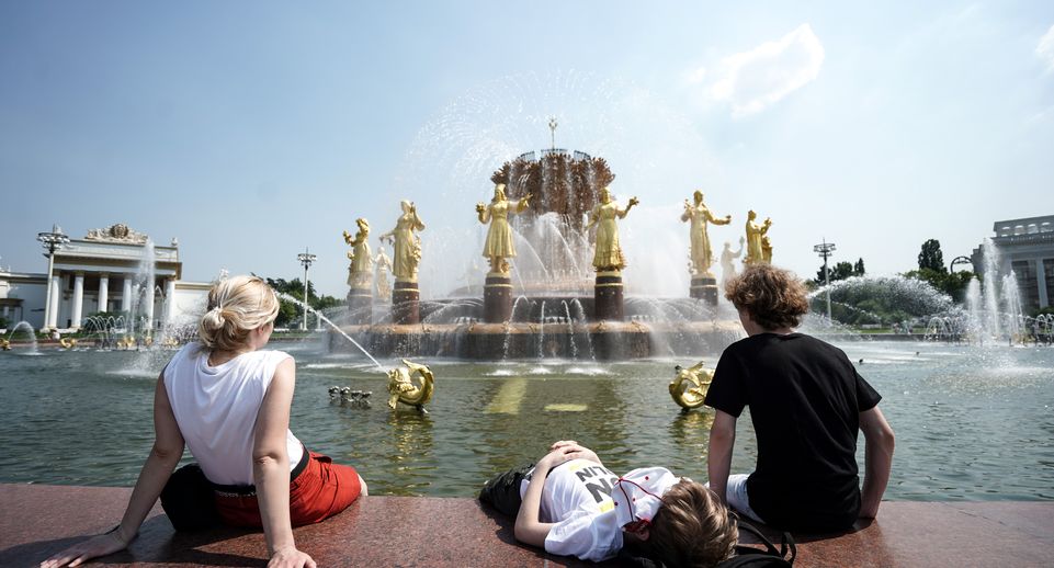 В Москве объявили «оранжевый» уровень опасности из-за жары 12 июля