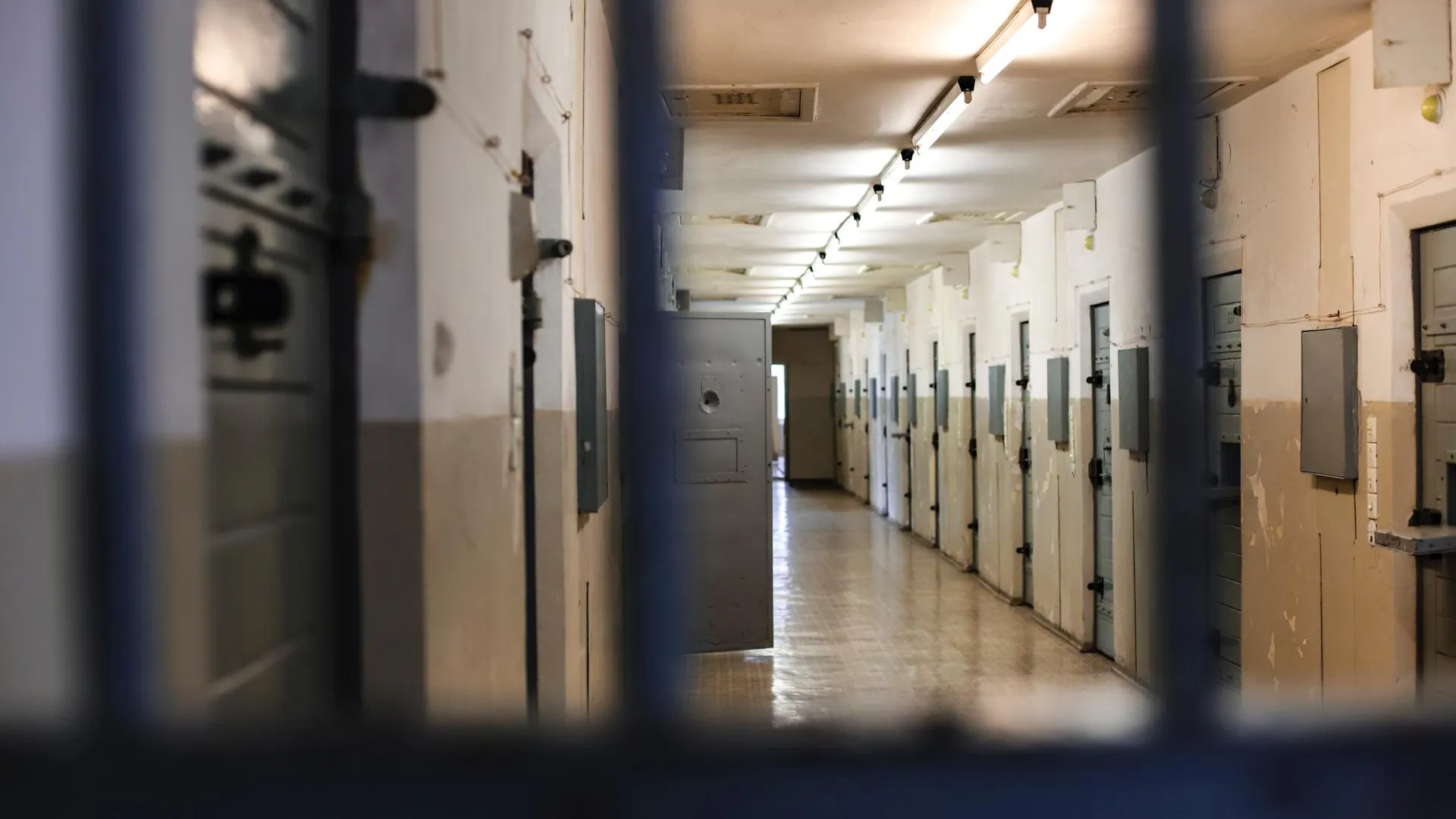 Убившему 11 человек заключенному вырвали 11 зубов в колонии в Пермском крае