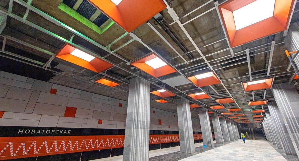 Загрутдинов: на станции метро «Новаторская» установили 90% светильников
