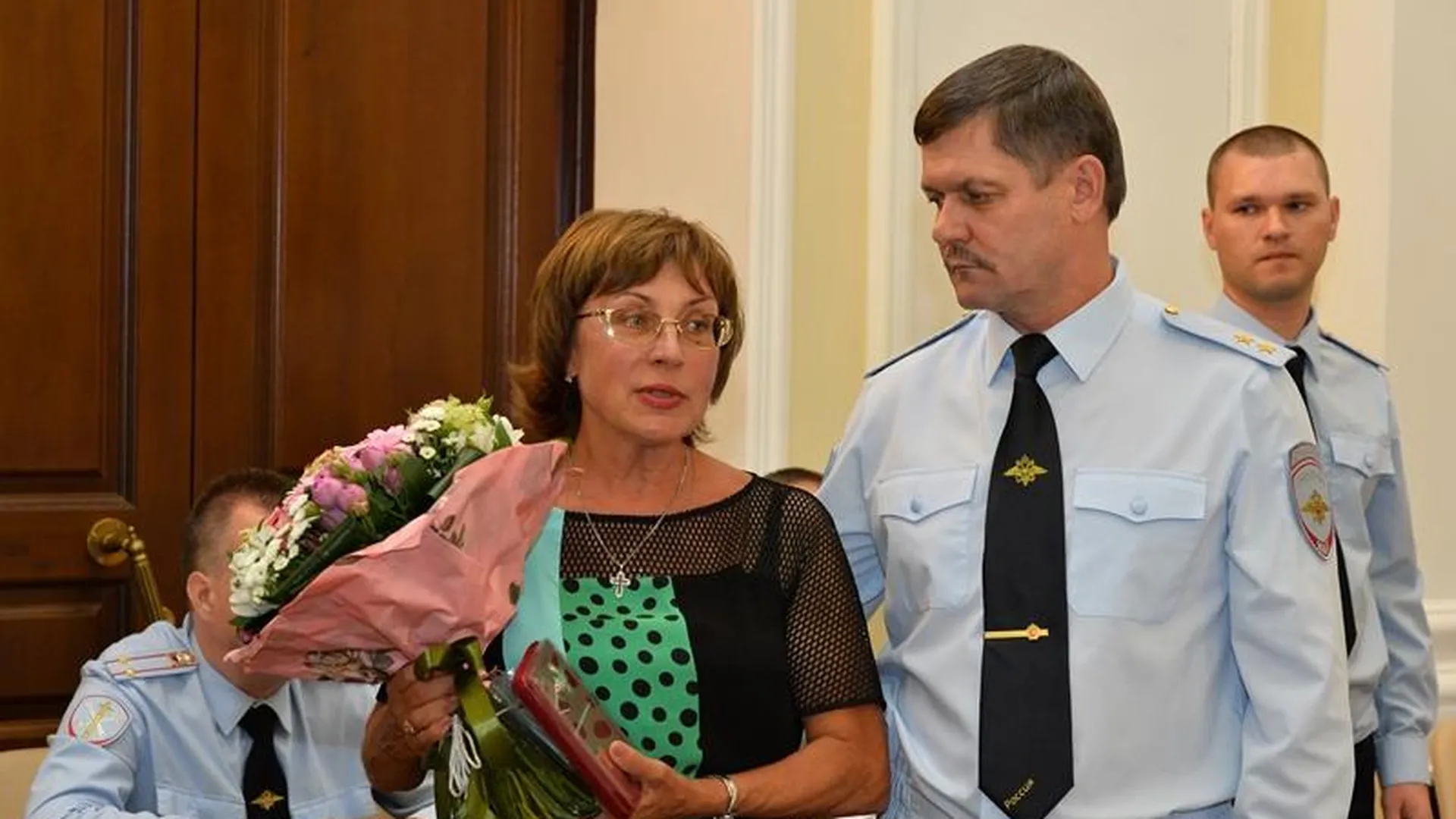 Лейтенанта столичной полиции Виктора Разудалова посмертно наградили орденом Мужества