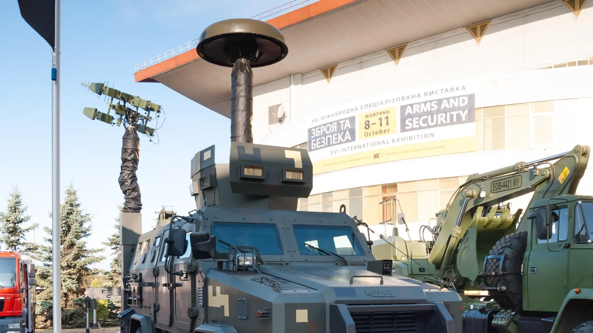 Бойцы ВС РФ уничтожили 2 станции радиоэлектронной борьбы на донецком направлении