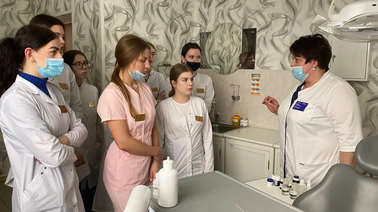Студенты медколледжа Коломны посетили стоматологическое отделение больницы Луховиц