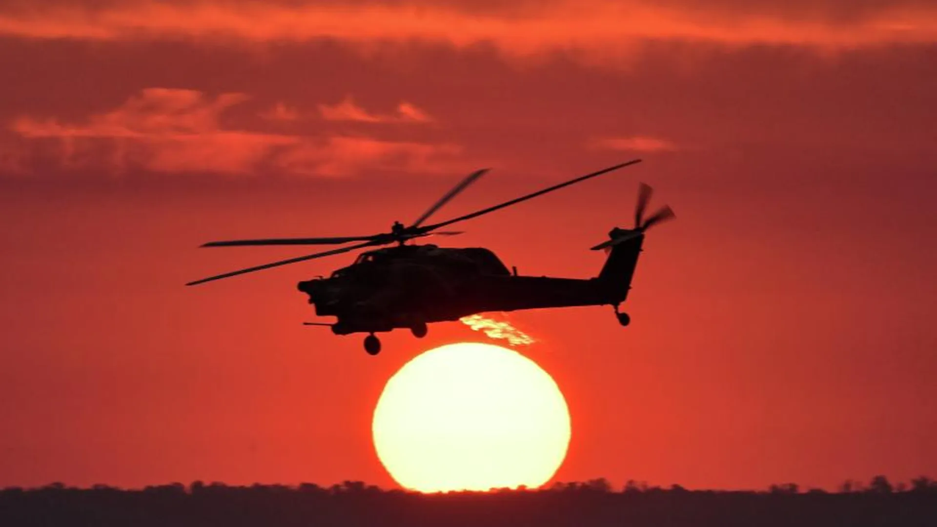 Минобороны опубликовало видео уничтожения вертолетов ВСУ в ДНР