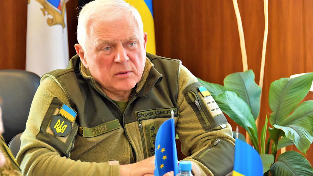 Зеленский уволил главу Сумской области после удара ракетами по толпе бойцов ВСУ