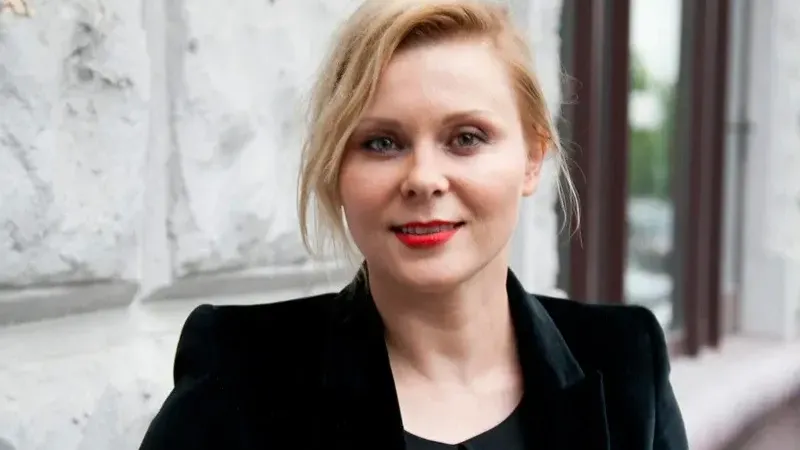 SHOT: 6 лет колонии грозит актрисе Трояновой* за антироссийские высказывания