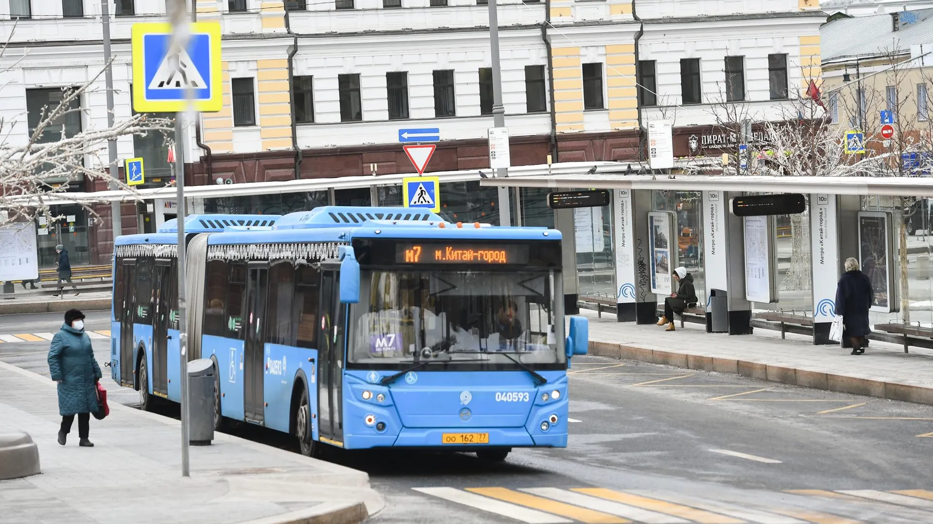 Москвичам рассказали, как в столице менялась сеть маршрутов наземного  транспорта | РИАМО